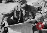 Standbild Hof in Sitzung Deutschland, 1946, aus Sekunde 6 historischem Filmmaterial Videoclip 65675042619