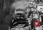 Standbild Hof in Sitzung Deutschland, 1946, aus Sekunde 60 historischem Filmmaterial Videoclip 65675042619