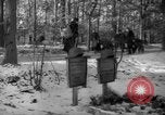 Standbild Hand gezogenen Wagen Berlin Deutschland, 1945, aus Sekunde 5 historischem Filmmaterial Videoclip 65675042632