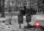 Standbild Hand gezogenen Wagen Berlin Deutschland, 1945, aus Sekunde 6 historischem Filmmaterial Videoclip 65675042632