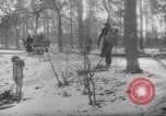 Standbild Hand gezogenen Wagen Berlin Deutschland, 1945, aus Sekunde 20 historischem Filmmaterial Videoclip 65675042632