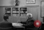 Standbild Wilhelm Pieck Berlin Deutschland, 1946, aus Sekunde 36 historischem Filmmaterial Videoclip 65675042636