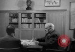 Standbild Wilhelm Pieck Berlin Deutschland, 1946, aus Sekunde 37 historischem Filmmaterial Videoclip 65675042636