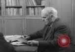 Standbild Wilhelm Pieck Berlin Deutschland, 1946, aus Sekunde 46 historischem Filmmaterial Videoclip 65675042636