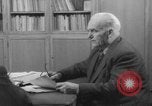 Standbild Wilhelm Pieck Berlin Deutschland, 1946, aus Sekunde 47 historischem Filmmaterial Videoclip 65675042636