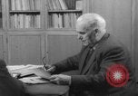 Standbild Wilhelm Pieck Berlin Deutschland, 1946, aus Sekunde 48 historischem Filmmaterial Videoclip 65675042636