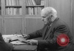 Standbild Wilhelm Pieck Berlin Deutschland, 1946, aus Sekunde 49 historischem Filmmaterial Videoclip 65675042636