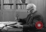 Standbild Wilhelm Pieck Berlin Deutschland, 1946, aus Sekunde 55 historischem Filmmaterial Videoclip 65675042636