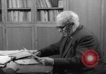 Standbild Wilhelm Pieck Berlin Deutschland, 1946, aus Sekunde 58 historischem Filmmaterial Videoclip 65675042636