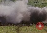 Standbild RPG-7 Rakete Vietnam, 1970, aus Sekunde 18 historischem Filmmaterial Videoclip 65675042653