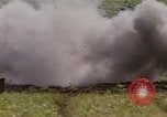 Standbild RPG-7 Rakete Vietnam, 1970, aus Sekunde 19 historischem Filmmaterial Videoclip 65675042653