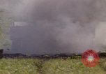 Standbild RPG-7 Rakete Vietnam, 1970, aus Sekunde 25 historischem Filmmaterial Videoclip 65675042653
