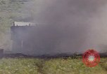Standbild RPG-7 Rakete Vietnam, 1970, aus Sekunde 29 historischem Filmmaterial Videoclip 65675042653