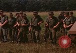 Standbild RPG-7 Rakete Vietnam, 1970, aus Sekunde 6 historischem Filmmaterial Videoclip 65675042654