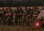 Standbild RPG-7 Rakete Vietnam, 1970, aus Sekunde 8 historischem Filmmaterial Videoclip 65675042654