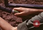 Standbild RPG-7 Rakete Vietnam, 1970, aus Sekunde 45 historischem Filmmaterial Videoclip 65675042654