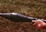 Standbild RPG-7 Rakete Vietnam, 1970, aus Sekunde 55 historischem Filmmaterial Videoclip 65675042654