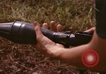 Standbild RPG-7 Rakete Vietnam, 1970, aus Sekunde 57 historischem Filmmaterial Videoclip 65675042654