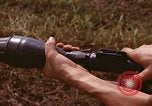 Standbild RPG-7 Rakete Vietnam, 1970, aus Sekunde 58 historischem Filmmaterial Videoclip 65675042654