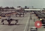 Standbild USA F-105 Flugzeuge Vietnam, 1967, aus Sekunde 40 historischem Filmmaterial Videoclip 65675042664