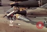 Standbild USA F-105 Flugzeuge Vietnam, 1967, aus Sekunde 49 historischem Filmmaterial Videoclip 65675042664