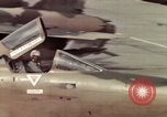 Standbild USA F-105 Flugzeuge Vietnam, 1967, aus Sekunde 51 historischem Filmmaterial Videoclip 65675042664