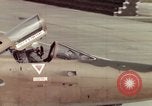 Standbild USA F-105 Flugzeuge Vietnam, 1967, aus Sekunde 52 historischem Filmmaterial Videoclip 65675042664