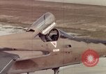 Standbild USA F-105 Flugzeuge Vietnam, 1967, aus Sekunde 56 historischem Filmmaterial Videoclip 65675042664