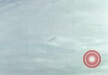 Standbild USA F-105 Flugzeuge Vietnam, 1967, aus Sekunde 20 historischem Filmmaterial Videoclip 65675042665