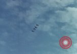 Standbild USA F-105 Flugzeuge Vietnam, 1967, aus Sekunde 28 historischem Filmmaterial Videoclip 65675042665