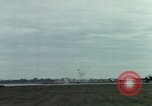 Standbild USA F-105 Flugzeuge Vietnam, 1967, aus Sekunde 61 historischem Filmmaterial Videoclip 65675042665