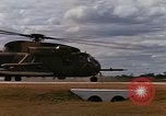Standbild USA HH-53-Helikopter Vietnam, 1967, aus Sekunde 12 historischem Filmmaterial Videoclip 65675042666