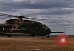 Standbild USA HH-53-Helikopter Vietnam, 1967, aus Sekunde 16 historischem Filmmaterial Videoclip 65675042666