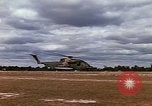 Standbild USA HH-53-Helikopter Vietnam, 1967, aus Sekunde 21 historischem Filmmaterial Videoclip 65675042666
