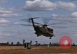 Standbild USA HH-53-Helikopter Vietnam, 1967, aus Sekunde 31 historischem Filmmaterial Videoclip 65675042666