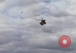 Standbild USA HH-53-Helikopter Vietnam, 1967, aus Sekunde 55 historischem Filmmaterial Videoclip 65675042666