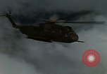 Immagine di Stati Uniti HH-53 elicottero Il Vietnam, 1967, secondo 41 filmato di repertorio 65675042667