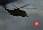 Immagine di Stati Uniti HH-53 elicottero Il Vietnam, 1967, secondo 50 filmato di repertorio 65675042667