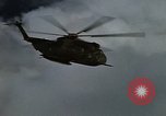 Immagine di Stati Uniti HH-53 elicottero Il Vietnam, 1967, secondo 51 filmato di repertorio 65675042667