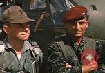 Standbild USA HH-53-Helikopter Vietnam, 1967, aus Sekunde 59 historischem Filmmaterial Videoclip 65675042672