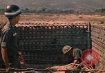 Image sud-vietnamiens Forces régionales Vietnam, 1970, de la seconde 42 séquences d'archives historiques vidéo 65675042676
