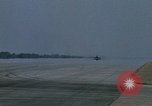 Standbild F-100C Flugzeuge abheben Florida United States USA, 1968, aus Sekunde 3 historischem Filmmaterial Videoclip 65675042696