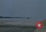 Standbild F-100C Flugzeuge abheben Florida United States USA, 1968, aus Sekunde 4 historischem Filmmaterial Videoclip 65675042696