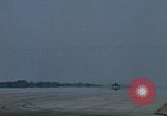 Standbild F-100C Flugzeuge abheben Florida United States USA, 1968, aus Sekunde 6 historischem Filmmaterial Videoclip 65675042696