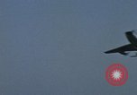 Standbild F-100C Flugzeuge abheben Florida United States USA, 1968, aus Sekunde 20 historischem Filmmaterial Videoclip 65675042696