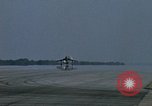 Standbild USA F-105B Flugzeuge Florida United States USA, 1968, aus Sekunde 57 historischem Filmmaterial Videoclip 65675042698