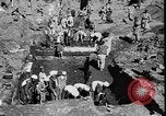Standbild Ägyptische Arbeiter Hermopolis Ägypten, 1930, aus Sekunde 15 historischem Filmmaterial Videoclip 65675042733