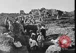 Standbild Ägyptische Arbeiter Hermopolis Ägypten, 1930, aus Sekunde 25 historischem Filmmaterial Videoclip 65675042733