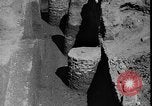 Standbild Ägyptische Arbeiter Hermopolis Ägypten, 1930, aus Sekunde 34 historischem Filmmaterial Videoclip 65675042733