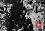 Standbild Ägyptische Arbeiter Hermopolis Ägypten, 1930, aus Sekunde 46 historischem Filmmaterial Videoclip 65675042733